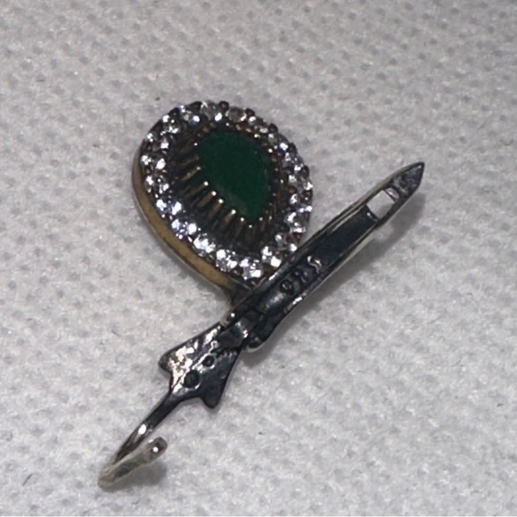 GORGEOUS Emerald Sterling Silver Earrings & Pendant Set - Picture 5 of 7